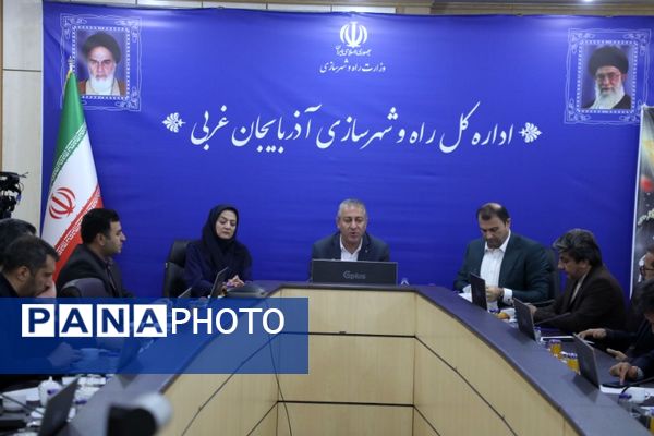 سفر معاون وزیر و رئیس مرکز تحقیقات وزارت راه و شهرسازی به آذربایجان‌غربی 