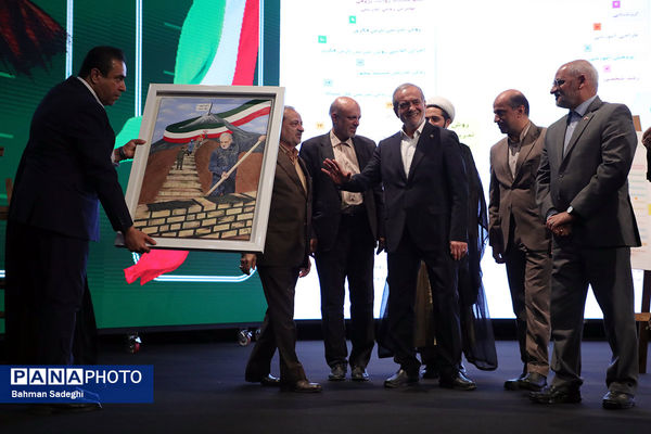 جشنواره ملی تحول در روش‌های آموزش و محیط یادگیری