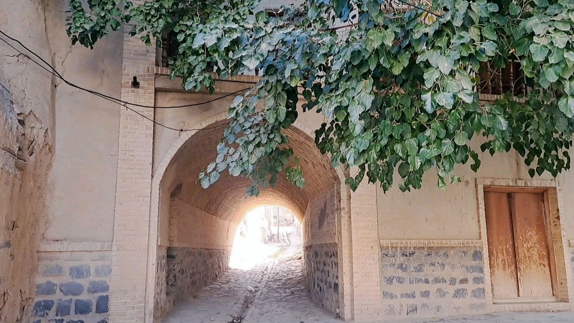 سفر به کهن‌دیار هزاوه؛ چشم‌اندازی از تاریخ