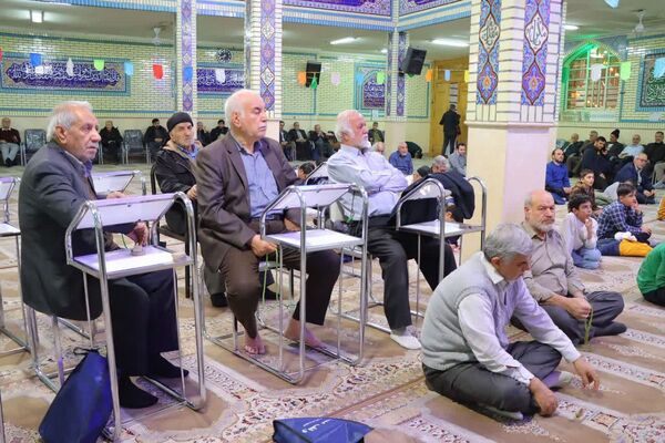 مسجد بقیه‌الله‌الاعظم (عج) غرق در شادی و انتظار