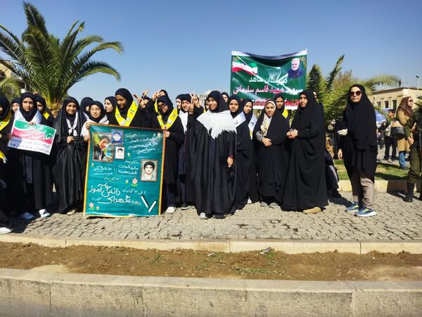 روز دانش‌آموز، روز خروشِ آگاهی و شادابی