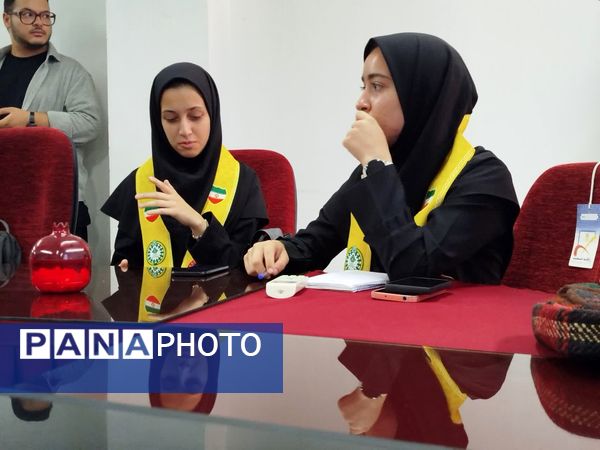 نشست قائم مقام سازمان دانش آموزی با اعضا و مربیان سازمان دانش آموزی مازندران 