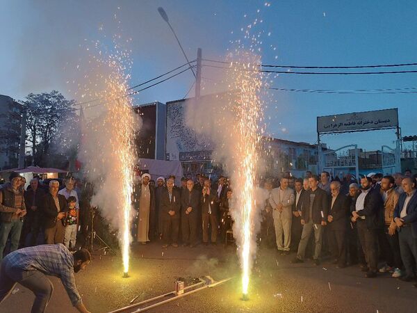 جشن پیروزی عملیات وعده صادق در میانه