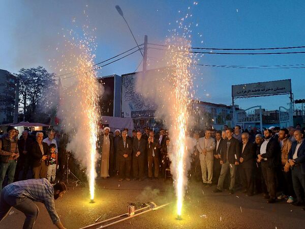 جشن پیروزی عملیات وعده صادق در میانه
