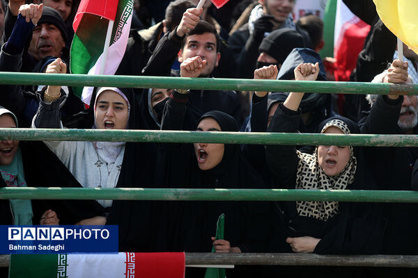 سخنرانی رئیس جمهوری در راهپیمایی ۲۲ بهمن ۱۴۰۳
