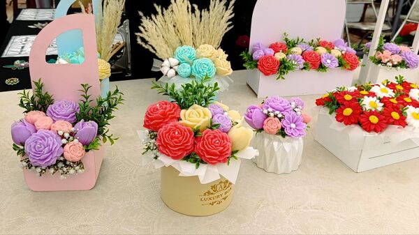 نمایشگاه یلدا در سایه‌سار چنار کهن لاهیجان تبریز گشایش یافت