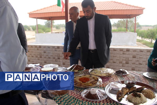 جشنواره غذا و صنایع دستی در اردوی تمشک دختران استان بوشهر