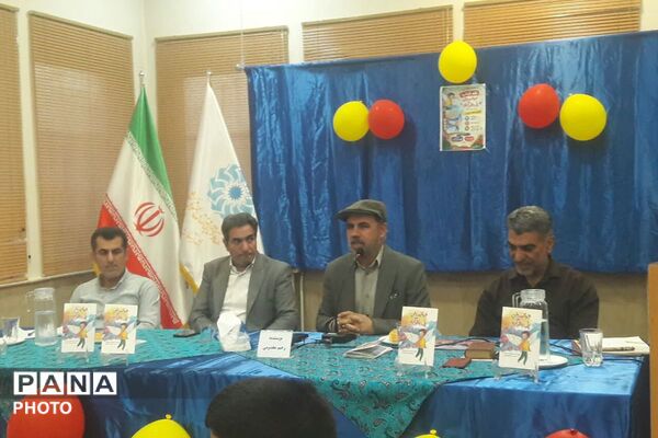 نشست نقد و بررسی کتاب «جوانمردان پل باقرآباد» با حضور مردم و دانش‌آموزان در پیشوا