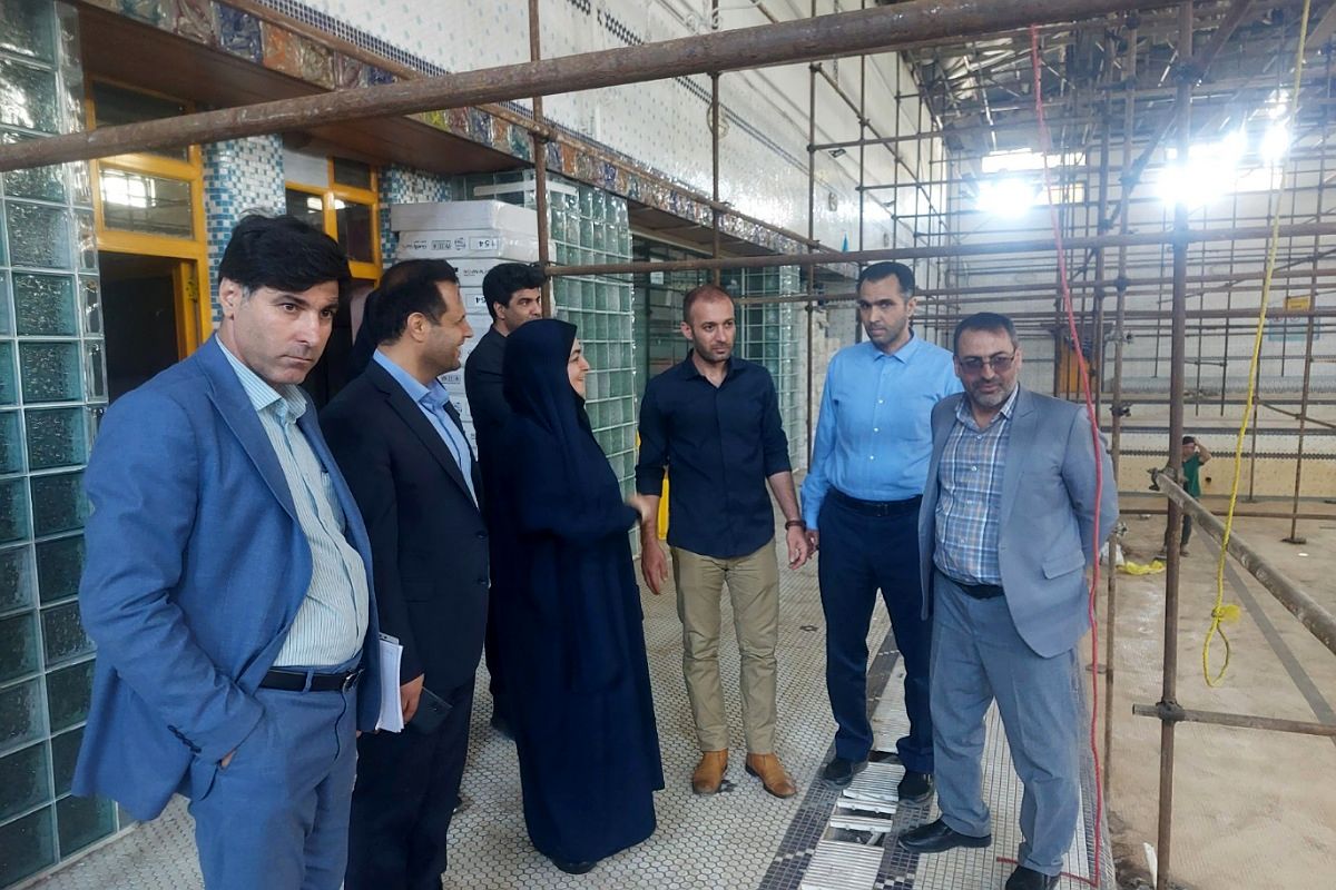 نظارت بر پیشرفت بازسازی مجموعه ورزشی محمد حسین ثمری در ملارد