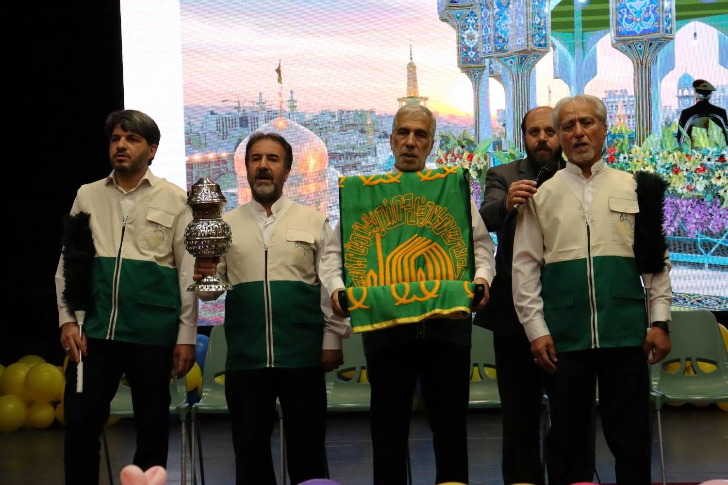 برگزاری جشن روز دختر با همکاری کانون خدمت رضوی و نهادهای آموزشی در منطقه 14 تهران 