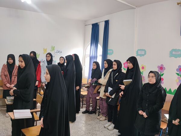 مسابقات قرآن‌ و عترت متوسطه اول و دوم دختران در رشته‌های‌صوتی