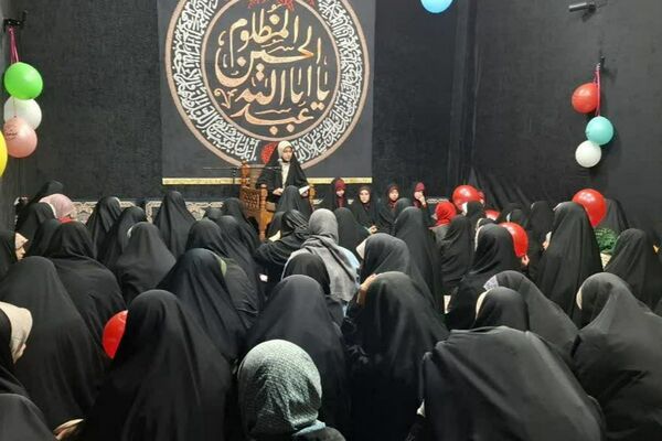 جشن ولادت امیرالمؤمنین امام علی(ع) در مسجد حسین‌بن‌علی قائمیه