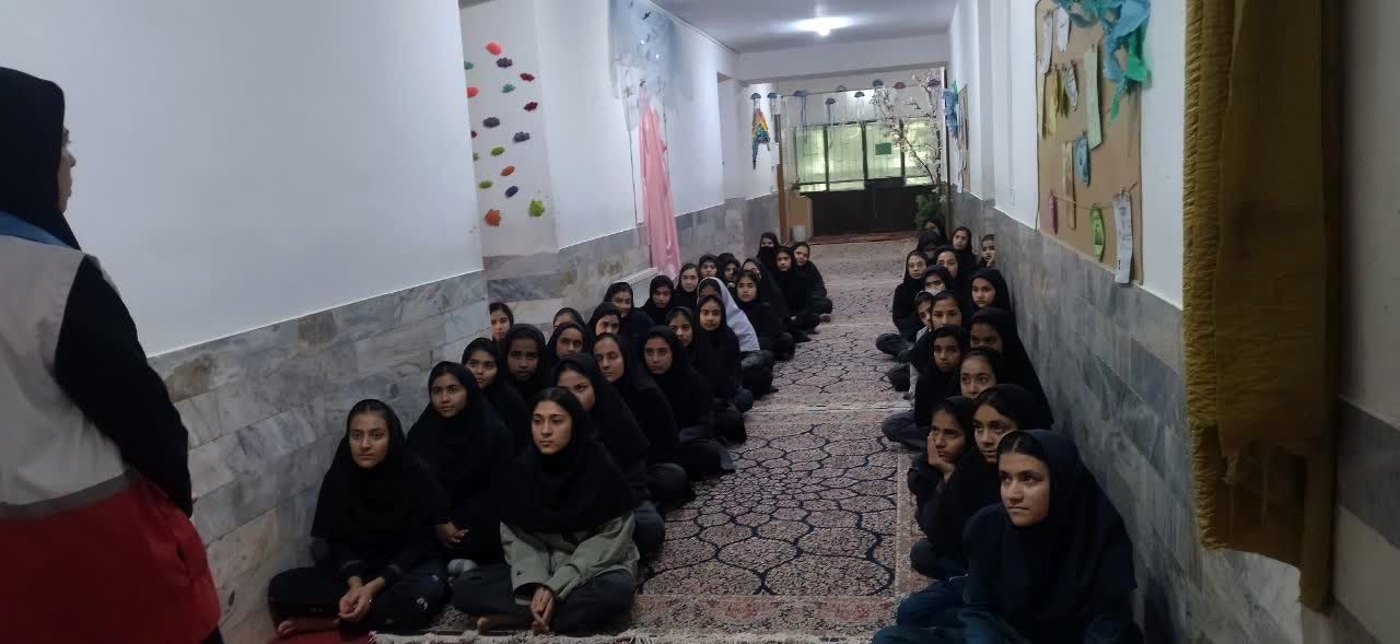 سیزدهمین دوره طرح ملی دادرس در آموزشگاه ام ابیها (س) برگزار شد