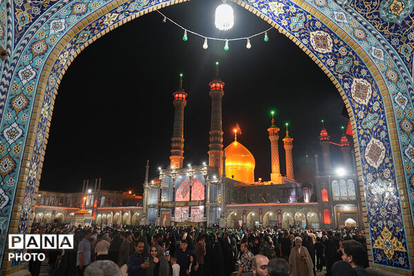 حال و هوای زائران حرم حضرت معصومه(س) در شام شهادت غریب الغربا(ع)