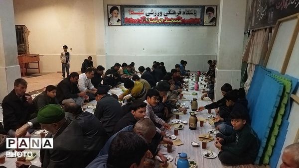 مسجد الرضای نیشابور میزبان روزه داران ماه مبارک رمضان 