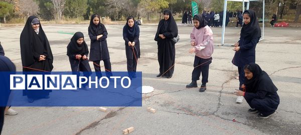 دومین روز اردوی «طرح تمشک» دختران استان البرز