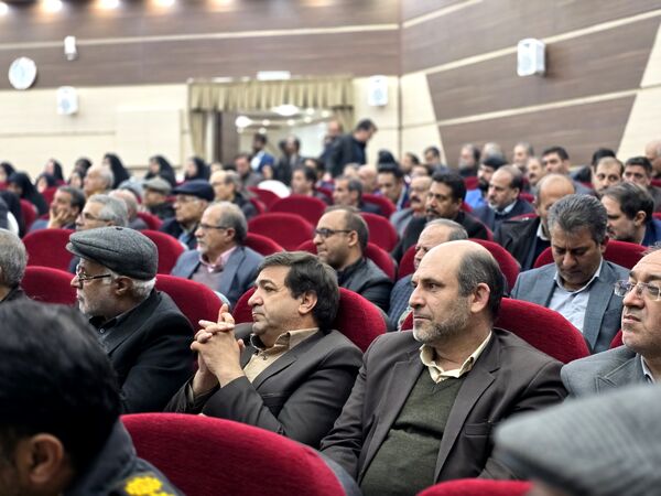 آیین تکریم و معارفه مدیر آموزش و پرورش ناحیه۴ استان اصفهان