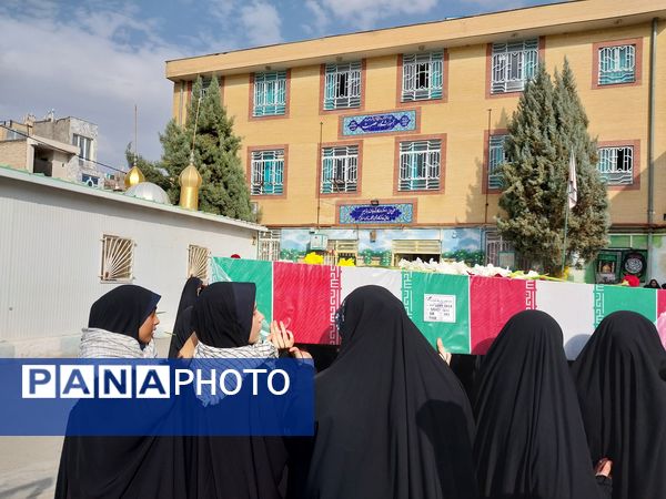 مراسم وداع با شهید گمنام در دبیرستان عصمت۲