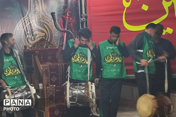 سوگ شب هشتم محرم در جوار مزار شهید گمنام آموزش و پرورش فارس