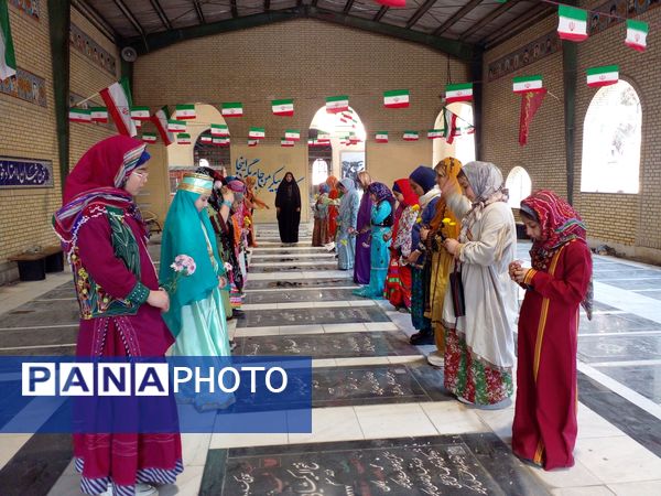 گلباران مزار شهدای شهرستان قدس توسط دانش‌آموزان مدرسه هدی یک