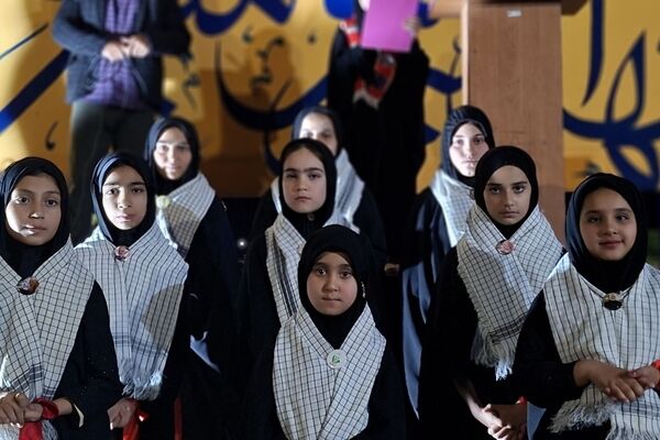 نوجوانان، فرمانده میدان می‌‌شوند