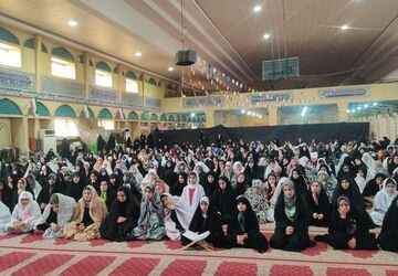 اعتکاف دانش‌آموزی دختران در مصلی المهدی بابلسر