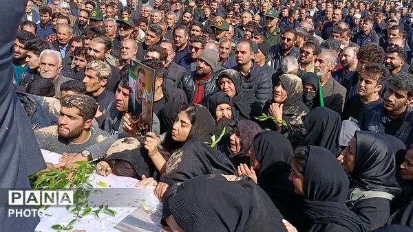تشییع باشکوه پیکر پاک و مطهر شهید احسان اکبرزاده در نورآباد