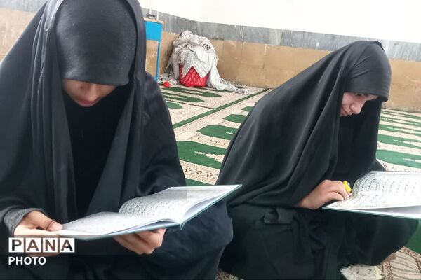 جلسه ختم قرآن در مسجد صاحب‌الزمان(عج) دیشموک