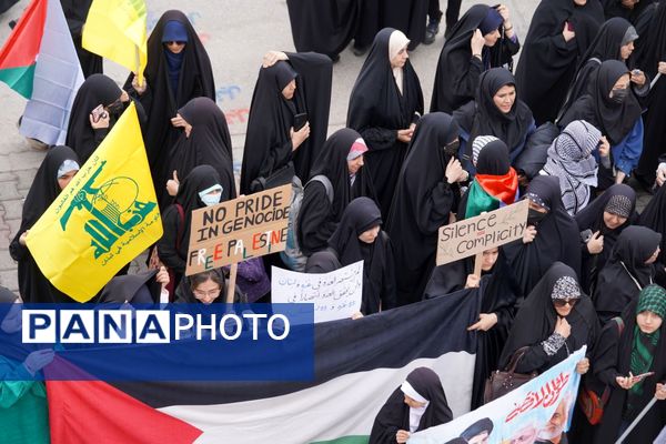 غرش خشم انقلابی دانشجویان دانشگاه آزاد مشهد علیه صهیونیسم و فریاد همبستگی با غزه