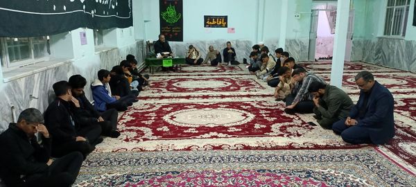 لبیک دانش‌آموزان دبیرستان نمونه دولتی آفرینش به ندای مظلومیت حضرت زهرا (س)