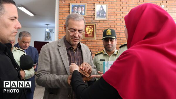 حضور فرمانده انتظامی تهران بزرگ در مراسم بازگشایی مدارس منطقه ۶