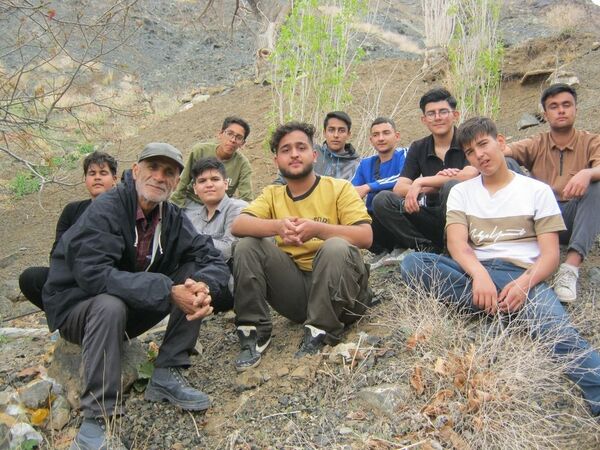 مرحله سوم اردو کوه نوردی بهاری هنرستان شهید دیواندری