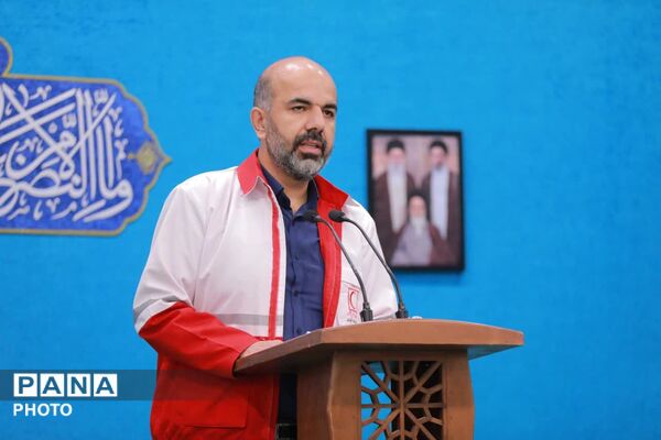 نماز جمعه ساوجبلاغ؛ تجلی معنویت، بصیرت و وحدت