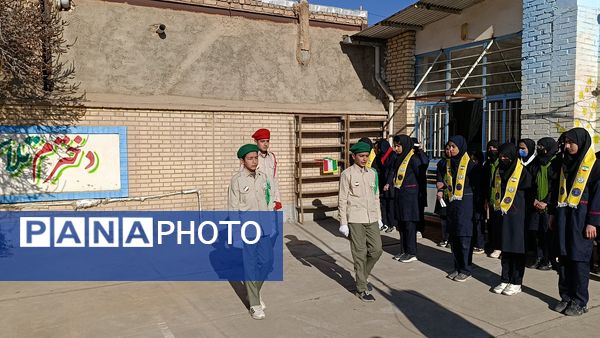 آیین نواختن زنگ انقلاب اسلامی به مناسبت چهل و ششمین سالگرد پیروزی انقلاب در نیشابور