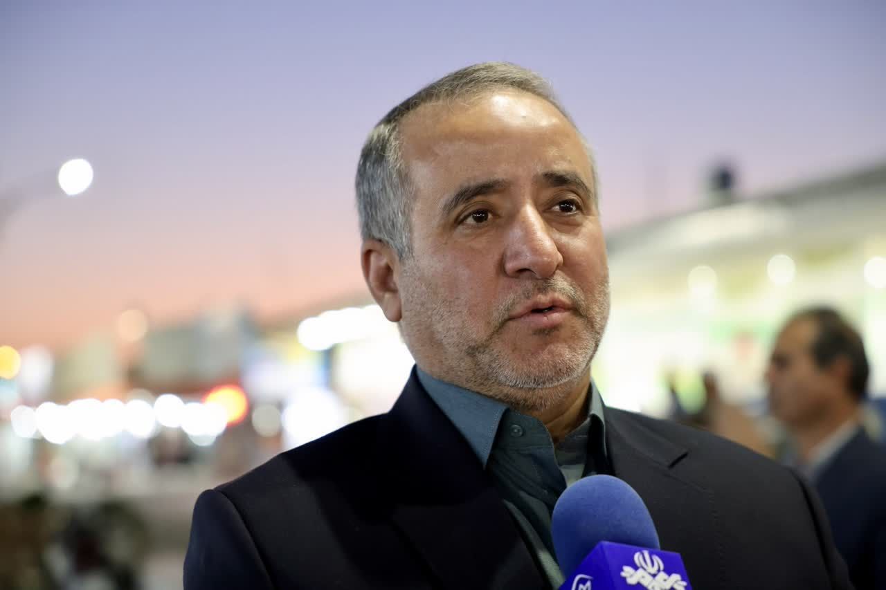 تمام کالاهای اساسی در بازار موجود است