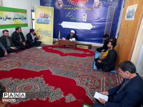 دیدار معاونین و مربیان پرورشی با امام جمعه شهر آشخانه