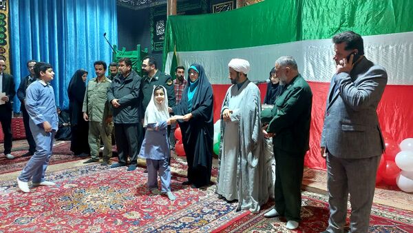 راهپیمایی یوم الله ۱۳ آبان در بلده مازندران