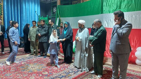 راهپیمایی یوم الله ۱۳ آبان در بلده مازندران