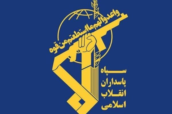 مهیای خلق دستاوردها و شگفتانه‌های بزرگ‌تر از دایره فهم و محاسبه دشمن در میدان هستیم