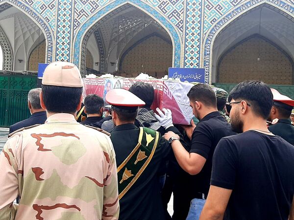 تشییع پیکر شهدای نیروی انتظامی مشهد مقدس