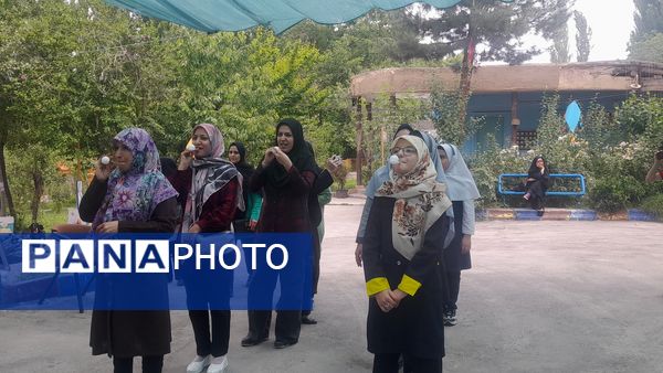 اردوی مادر دختری حورا دانش‌آموزان ناحیه یک مشهد