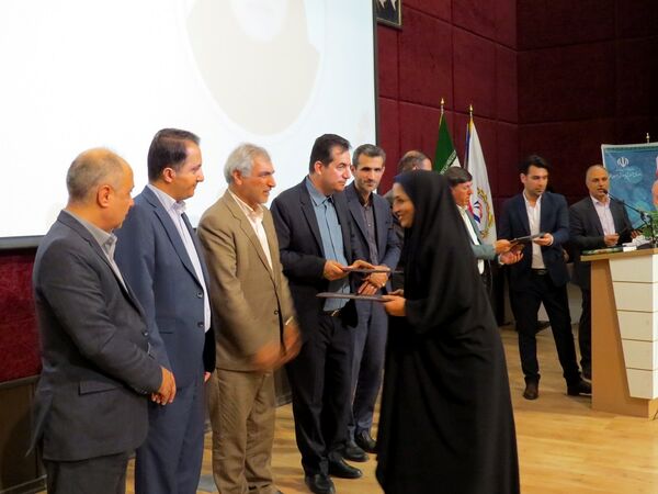 آیین تجلیل از معلمان نمونه استانی در بجنورد
