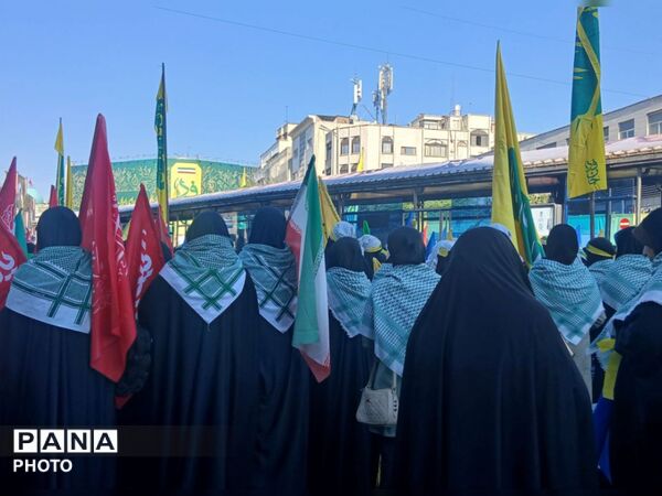 روایت تصویری از رزمایش ۳۱۳ هزار نفری «نوجوانان جان‌فدای ایران»