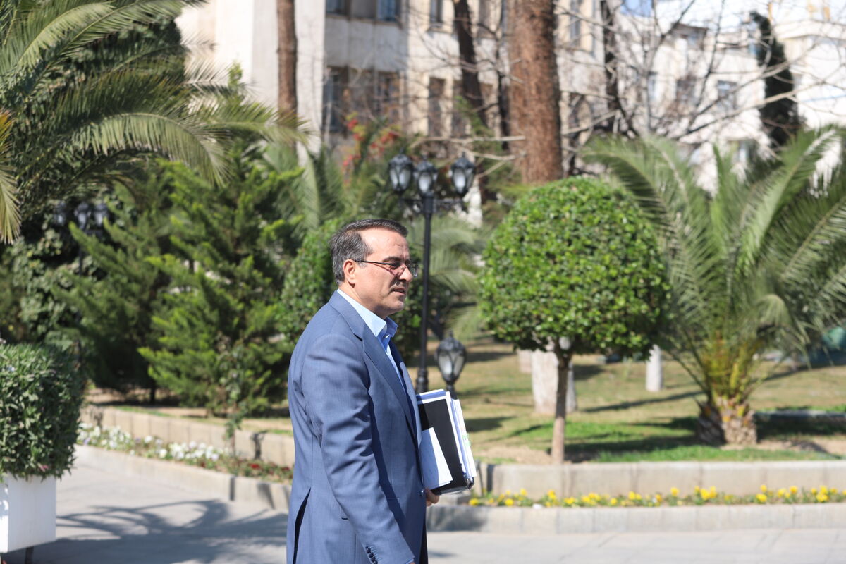 سامانه فوریت‌های اداری، شرکت‌های بیمه و بانک‌ها را رصد می‌کند؛ البرز پیشتاز شد