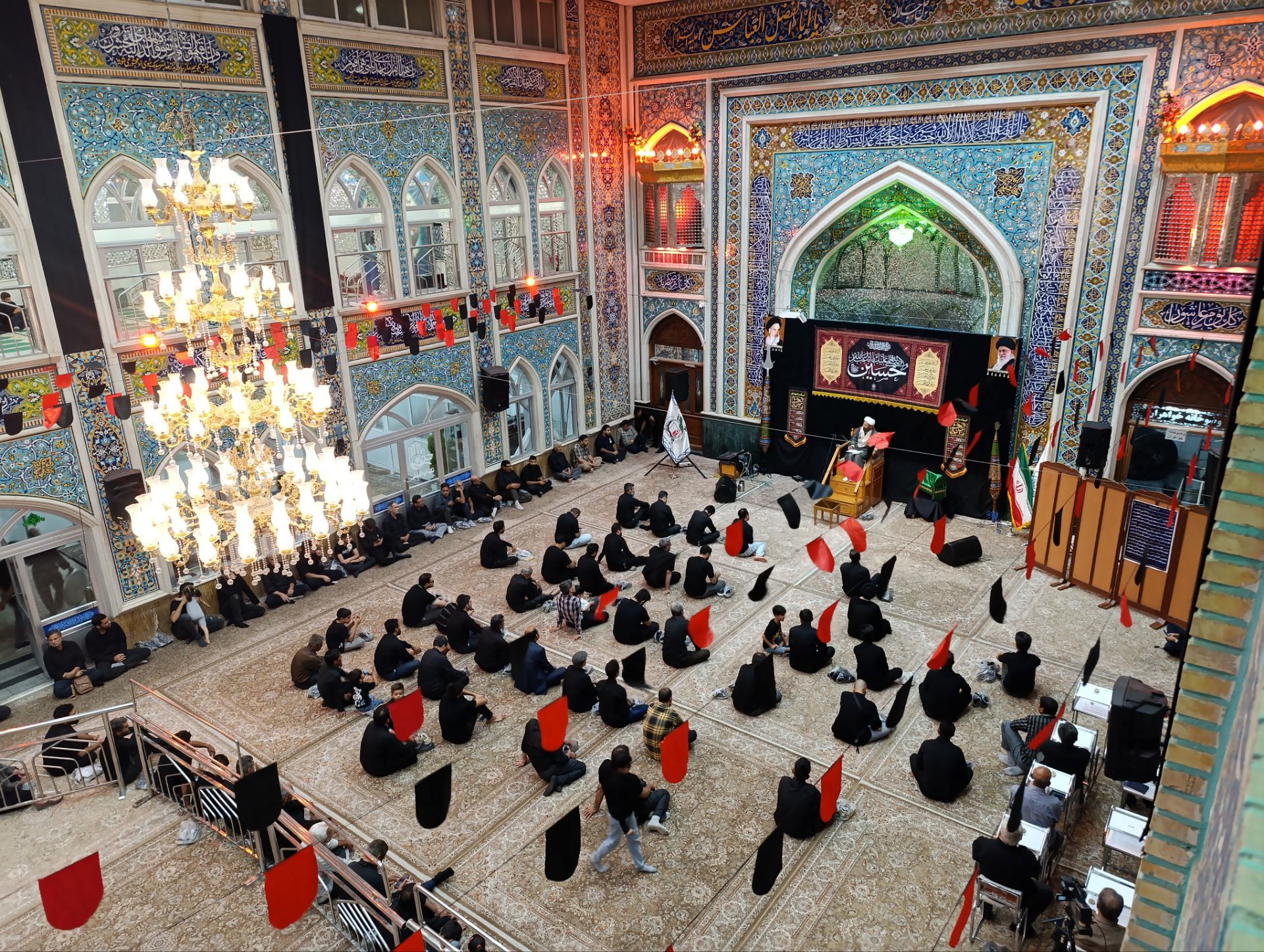 مراسم عزاداری امام حسین (ع) در شب تاسوعای حسینی 