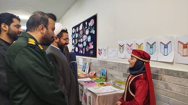 یادواره شهدای دبستان شاهد بنت‌الحسین تبریز با عطر فاطمی