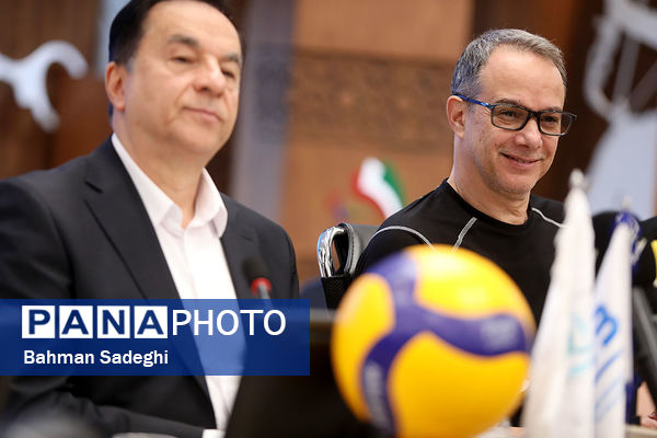 نشست خبری مربی تیم ملی والیبال