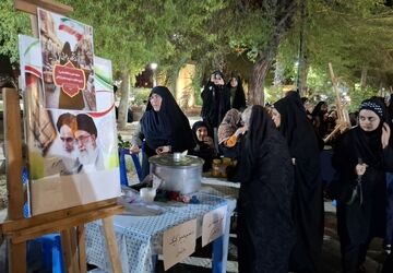 بازارچه همدلی «یَد طوبی» در لارستان