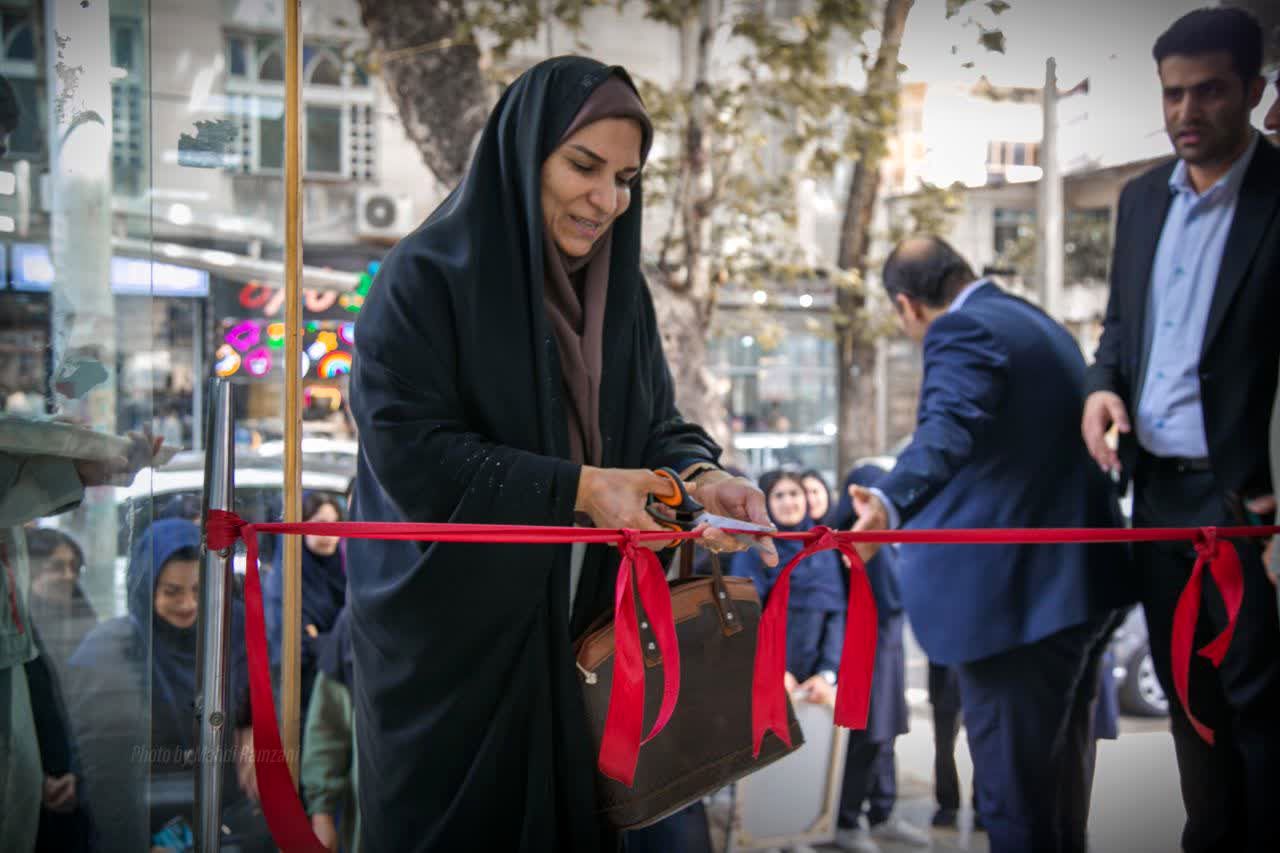 نمایشگاه آثار هنرهای تجسمی در ساری