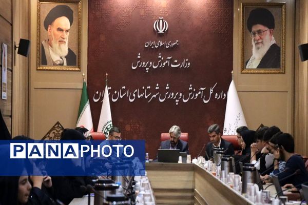 نشست صمیمی فعالین رسانه ای دانش‌آموزان با مدیرعامل خبرگزاری پانا